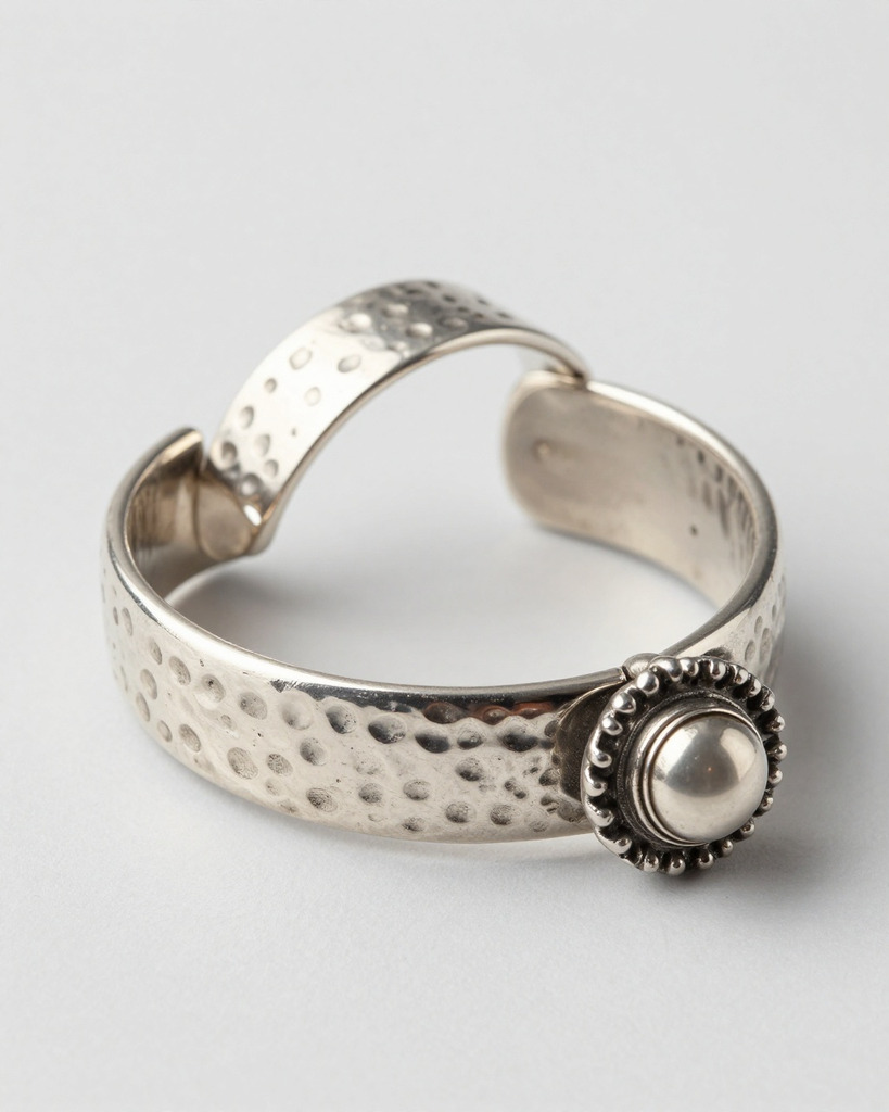 [DEMO] Bologna Silver Cuff, Hammered — view 2