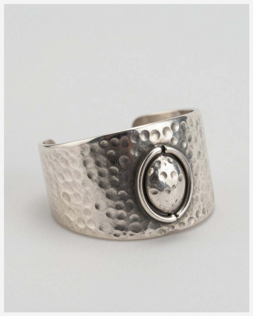 [DEMO] Bologna Silver Cuff, Hammered — Metal