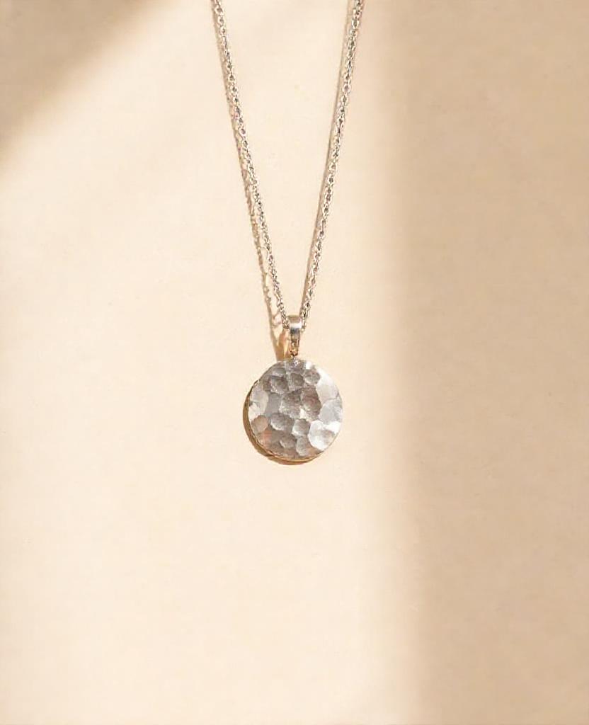 [DEMO] Odense Silver Pendant, Hammered — Metal